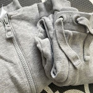Hoodie lounge set gray 5T carters